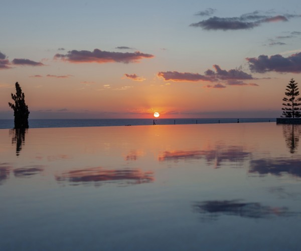 Sunset Sea Caves Villas